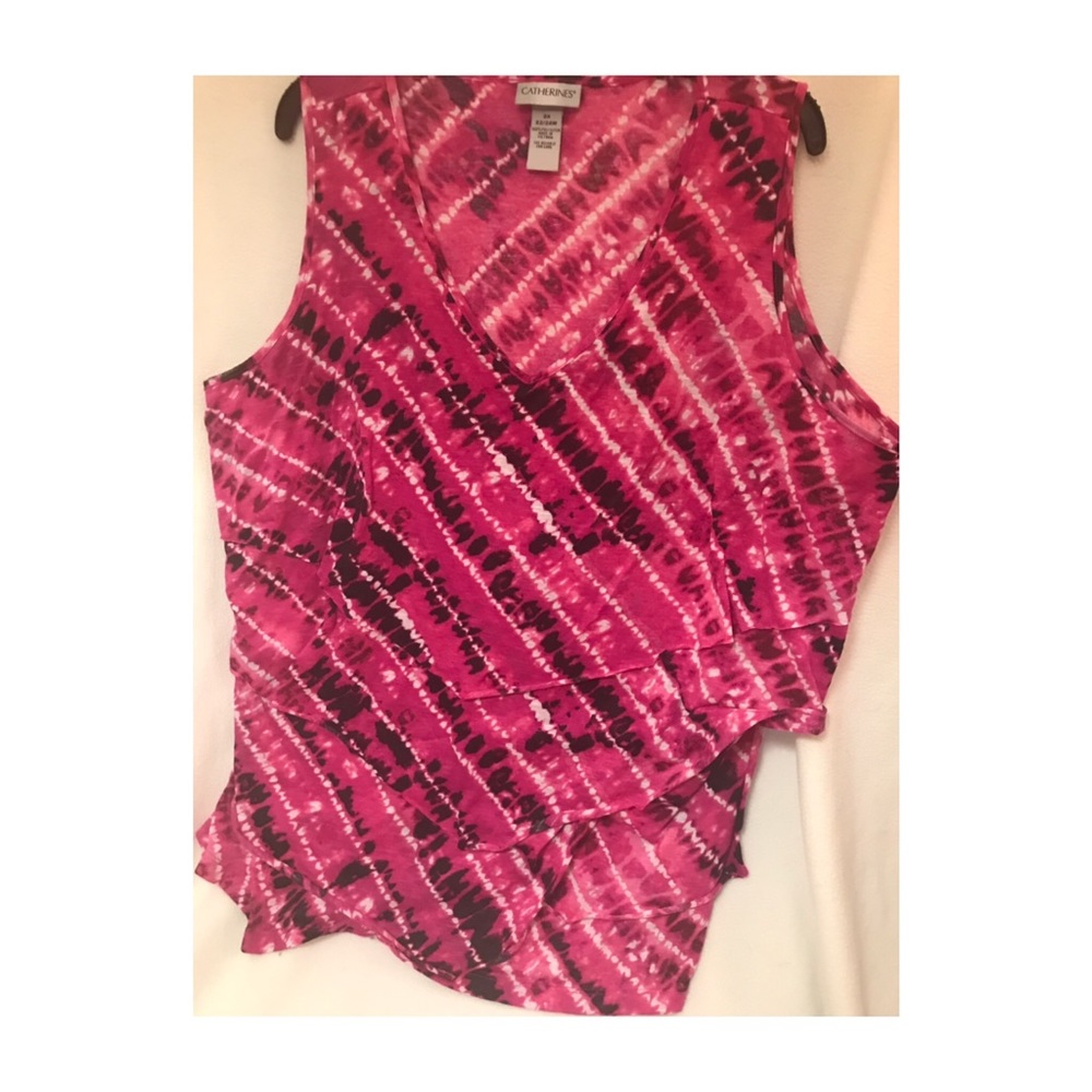 Plus Size Tank with ruffle design on front. Sz 2X